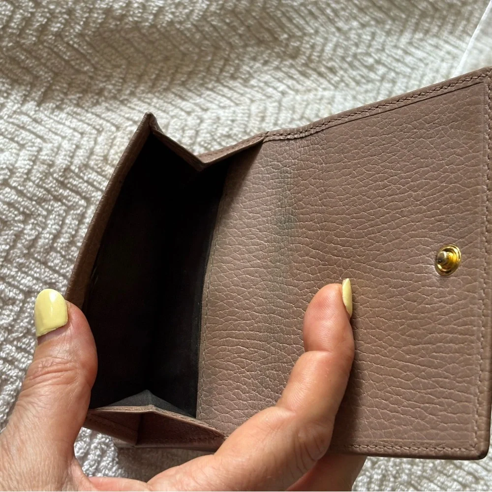 Gucci Taupe Pebbled Leather Wallet with Gold Double G - Picture 13 of 15